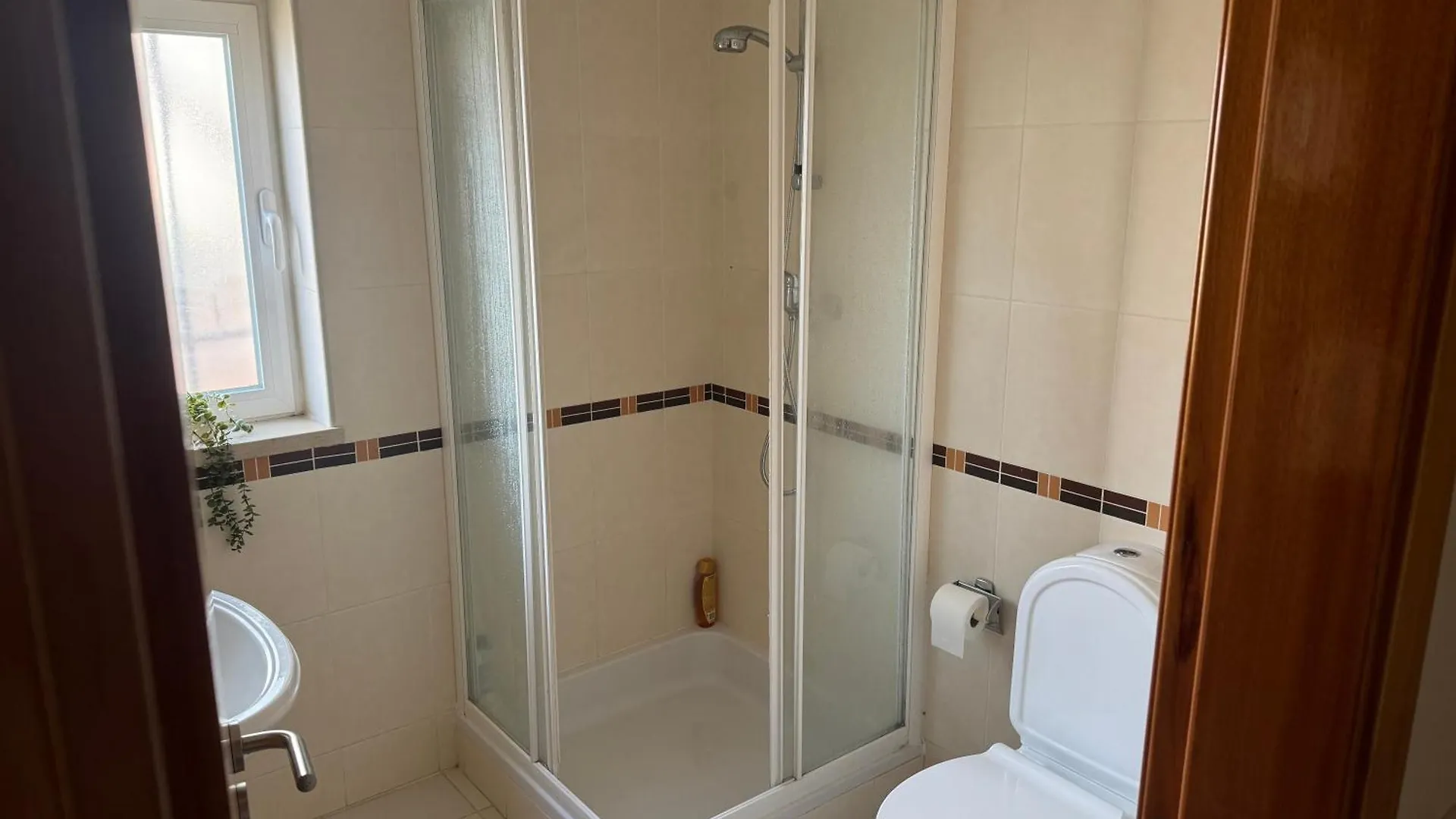 Lovely 3 Bedroom Villa With Pool In Great Location Odiáxere